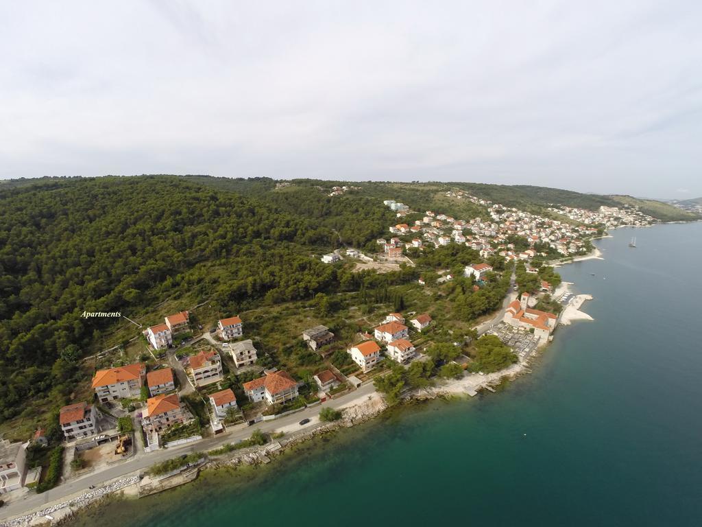 Apartments Ljiljana Trogir Exterior photo